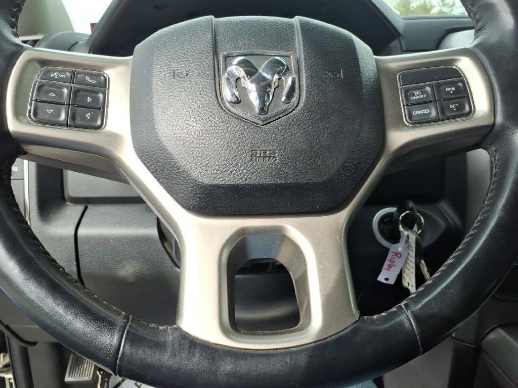 Used 2018 RAM 2500 Laramie w/ Sport Appearance Group AWD/4WD image 18