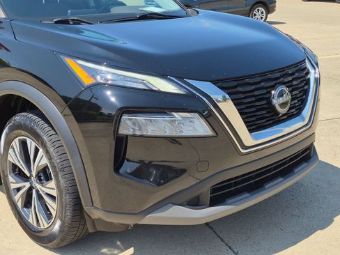 Certified 2022 Nissan Rogue SV AWD/4WD image 34
