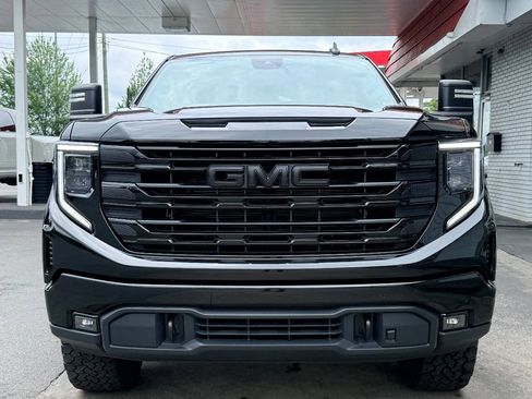 Used 2022 GMC Sierra 1500 Elevation AWD/4WD image 7