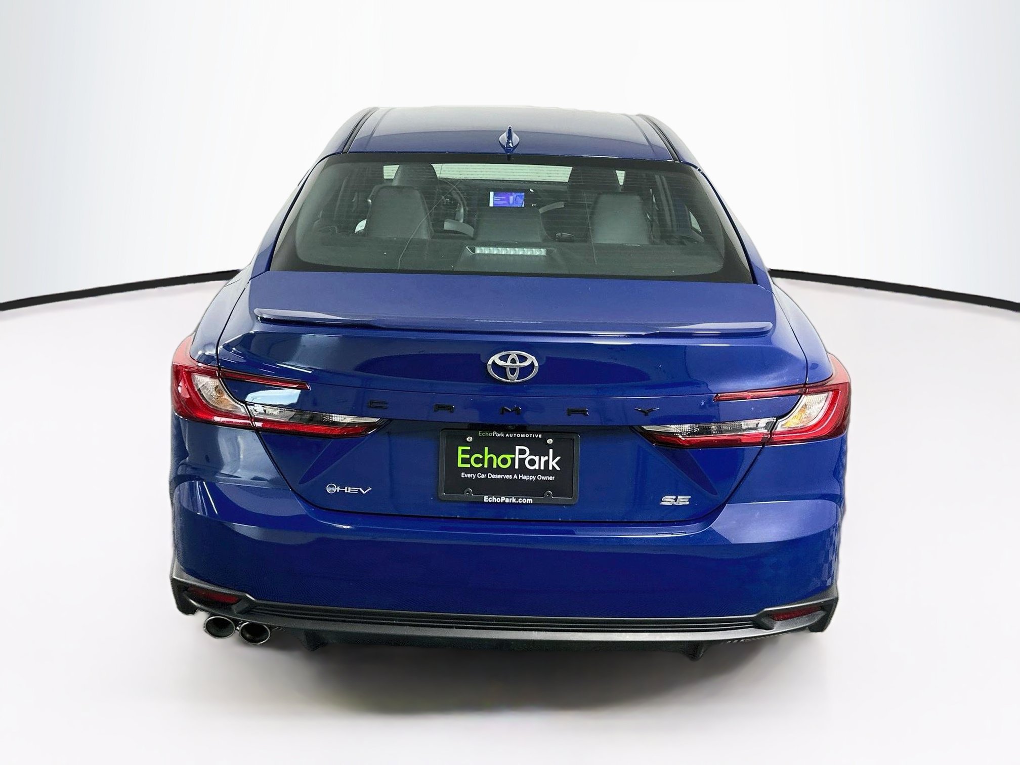Used 2026 Toyota Camry SE FWD image 7