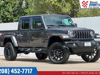 Used 2024 Jeep Gladiator Sport