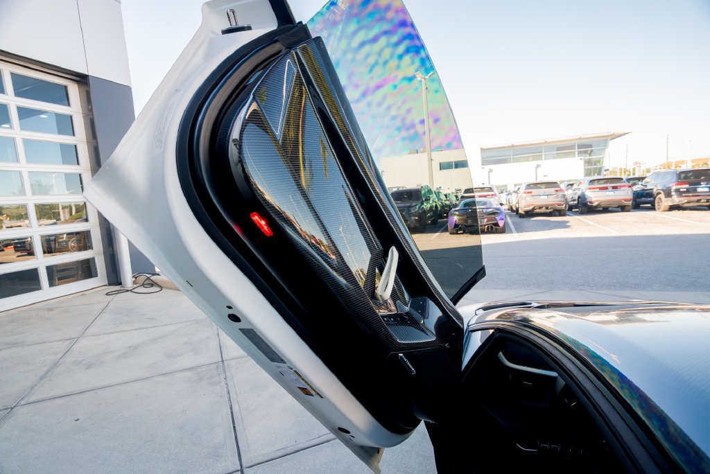 Used 2019 Lamborghini Aventador SVJ AWD/4WD image 43