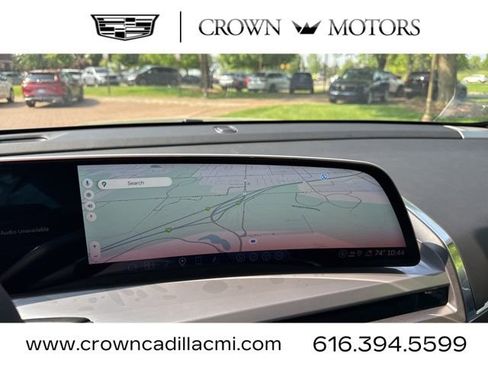 New 2026 Cadillac Vistiq Sport image 25