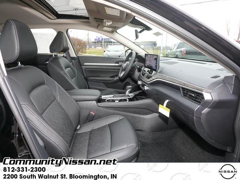 New 2025 Nissan Altima 2.5 SL image 19