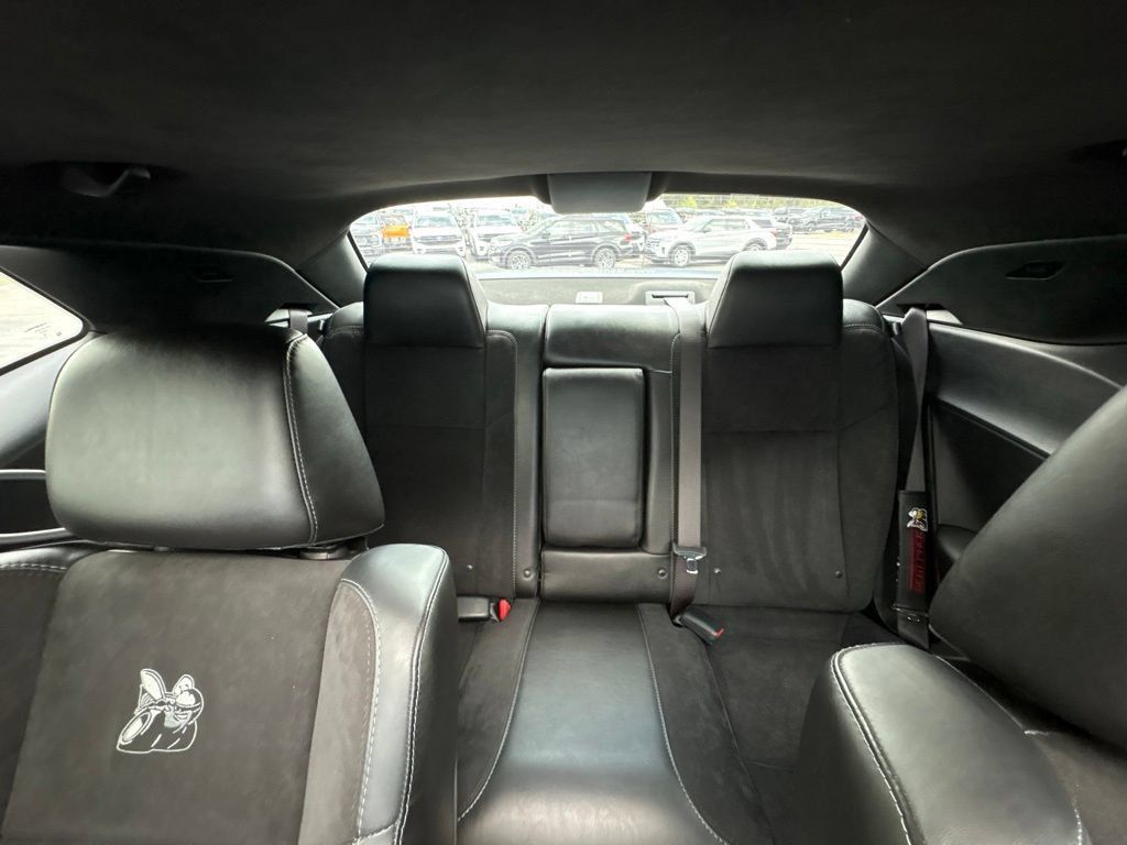 Used 2021 Dodge Challenger R/T Scat Pack RWD image 31