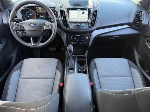 Used 2019 Ford Escape SE image 12