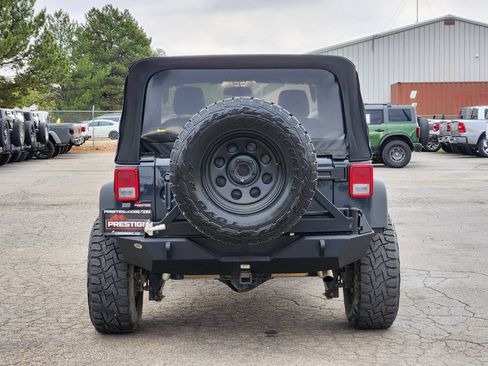 Used 2016 Jeep Wrangler Sport w/ Quick Order Package 24S AWD/4WD image 9