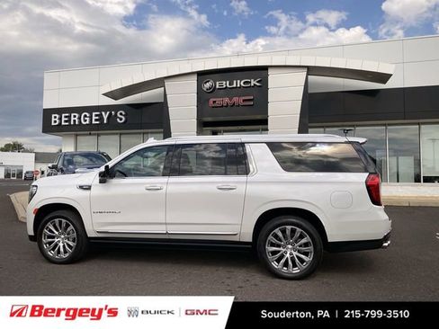 Certified 2022 GMC Yukon XL Denali w/ Denali Premium Package AWD/4WD image 23