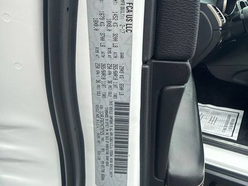 Used 2017 Jeep Grand Cherokee Limited AWD/4WD image 53