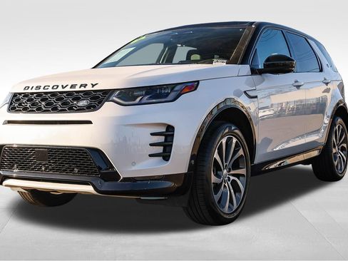 Used 2024 Land Rover Discovery Sport Dynamic SE image 3