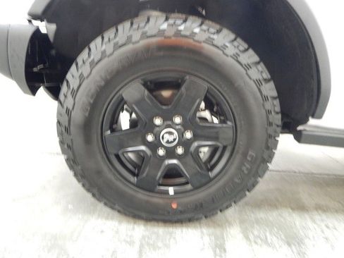 New 2025 Ford Bronco Big Bend w/ Black Diamond Package image 12