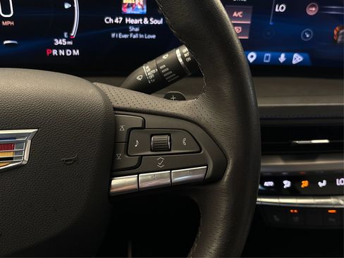 Certified 2024 Cadillac XT4 Sport FWD image 29