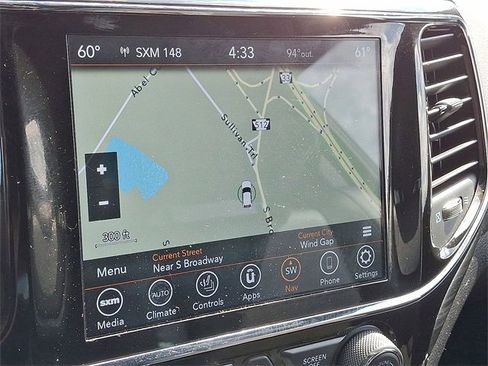 Used 2021 Jeep Grand Cherokee Laredo X image 14