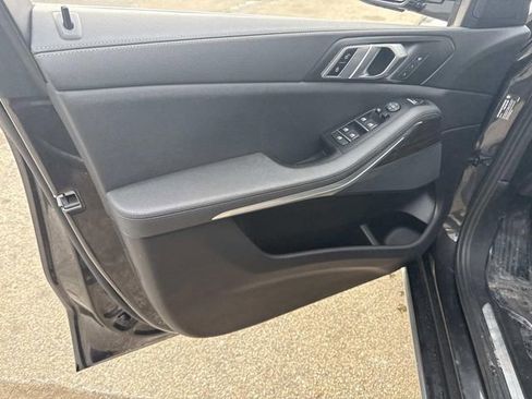 Used 2019 BMW X5 xDrive40i w/ Convenience Package image 21