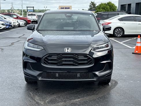 Used 2025 Honda HR-V Sport image 12