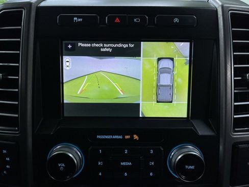 Used 2019 Ford F150 Limited w/ Trailer Tow Package image 22