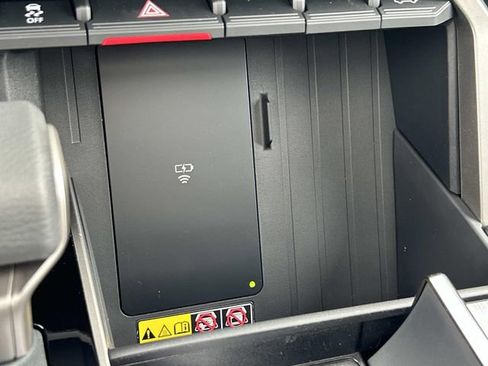 New 2026 Toyota Tundra Platinum AWD/4WD image 32