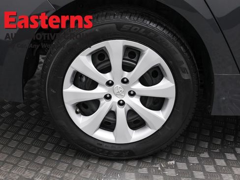 Used 2023 Toyota Corolla LE w/ Carpet Mat Package (TMS) FWD image 30