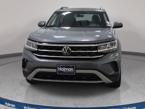Used 2023 Volkswagen Atlas SE w/ Panoramic Sunroof Package AWD/4WD image 3