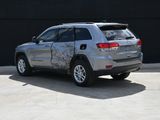 Used 2020 Jeep Grand Cherokee Laredo image 4