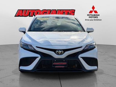 Used 2023 Toyota Camry SE image 6