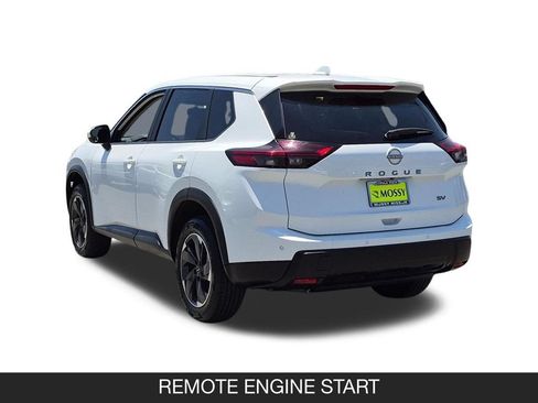 Used 2024 Nissan Rogue SV FWD image 7