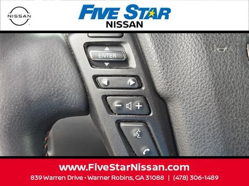 Used 2021 Nissan Titan PRO-4X w/ Pro-4x Convenience Package AWD/4WD image 25