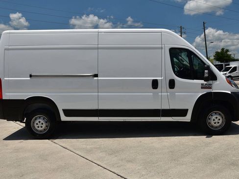 Used 2022 RAM ProMaster 2500 FWD image 8