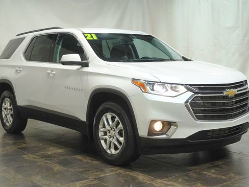 Used 2021 Chevrolet Traverse LT FWD image 1