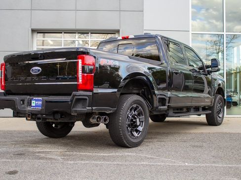 Used 2024 Ford F250 Lariat w/ Sport Appearance Package image 10