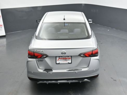 Used 2021 Nissan Versa S image 30
