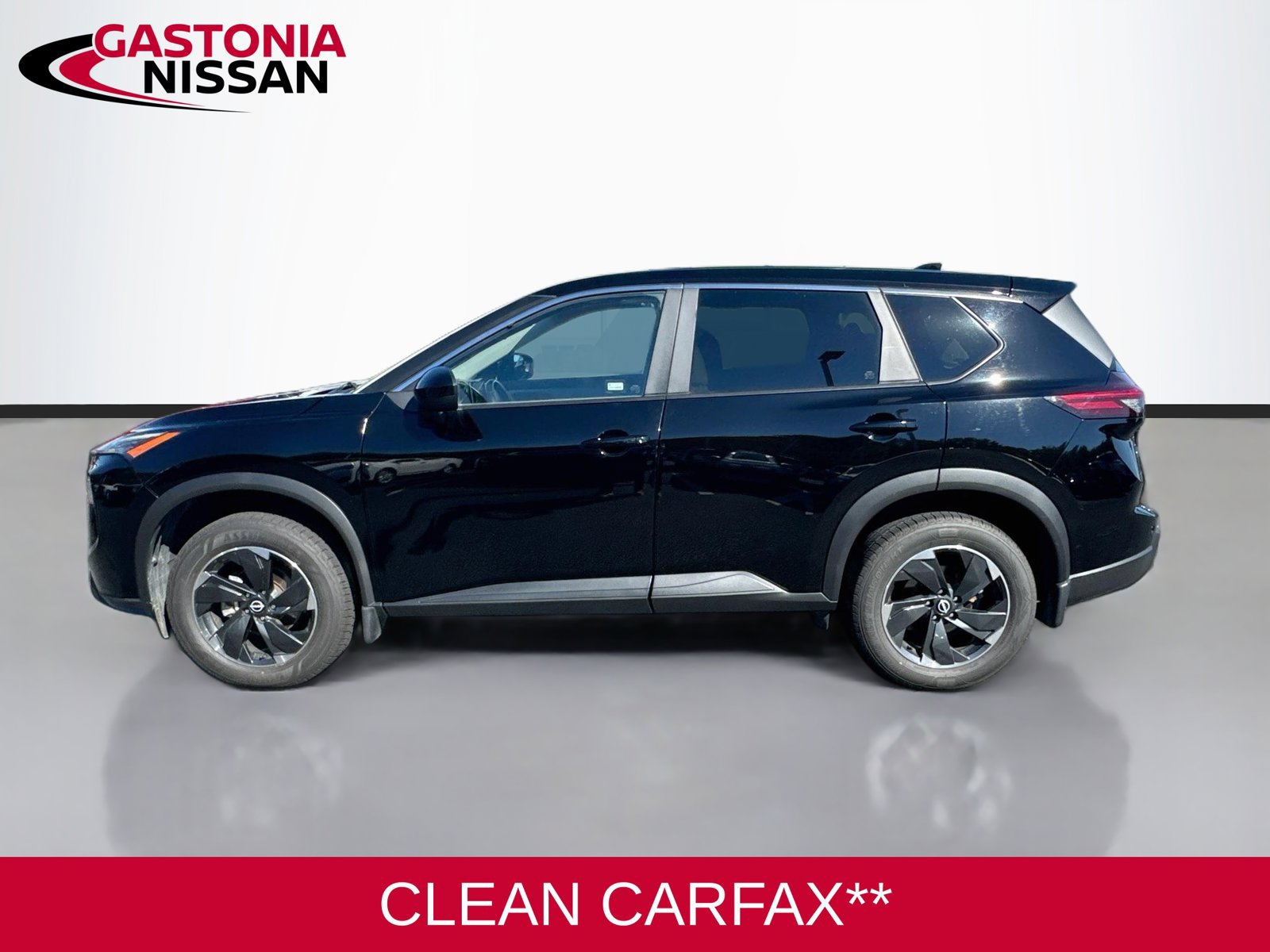 Used 2025 Nissan Rogue SV AWD/4WD image 5
