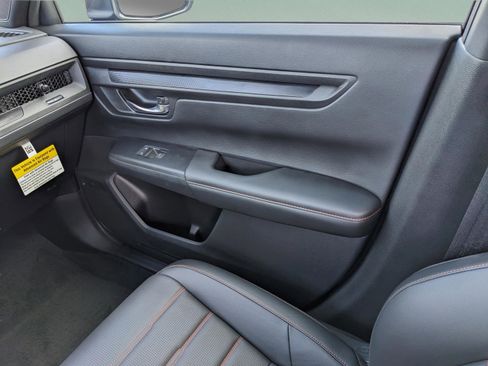 Used 2025 Honda CR-V Sport-L image 15