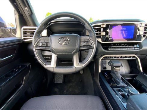 Certified 2025 Toyota Sequoia SR5 image 5