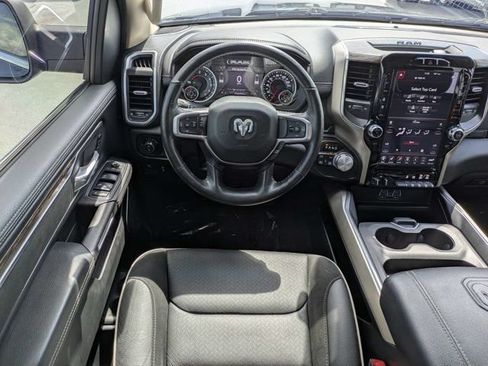 Used 2020 RAM 1500 Laramie AWD/4WD image 16