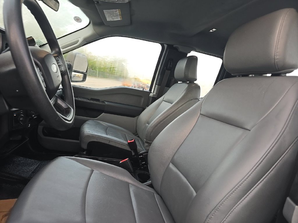 Used 2025 Ford F250 XL AWD/4WD image 4