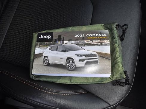 Used 2022 Jeep Compass Limited AWD/4WD image 24