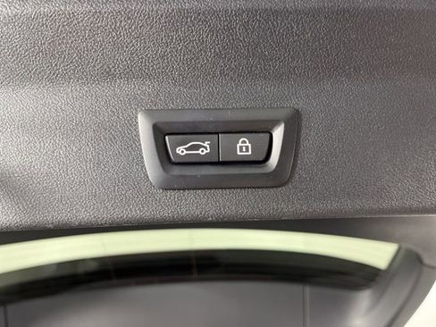 Used 2023 BMW X3 sDrive30i w/ Premium Package image 48