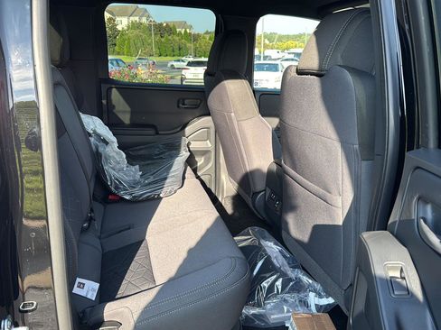 New 2026 Nissan Frontier SV w/ SV Convenience Package image 11