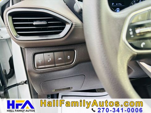 Used 2019 Hyundai Santa Fe SE FWD image 13
