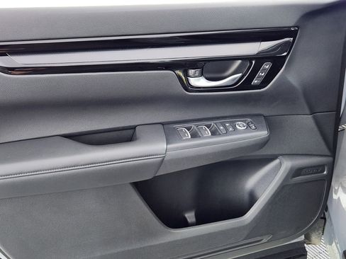Used 2024 Honda CR-V EX-L image 16