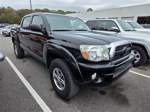 Used 2011 Toyota Tacoma PreRunner image 1