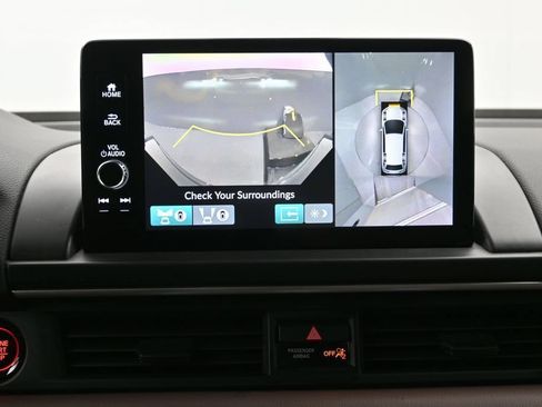 Used 2023 Honda Pilot Elite image 13