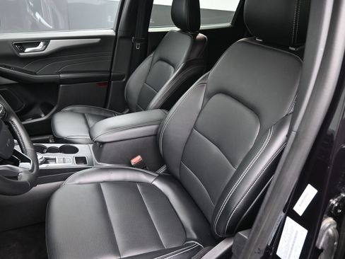 Used 2025 Ford Escape Platinum AWD/4WD image 33