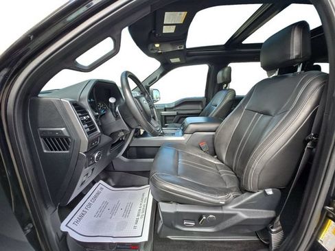 Used 2018 Ford F150 XLT w/ Equipment Group 302A Luxury AWD/4WD image 9