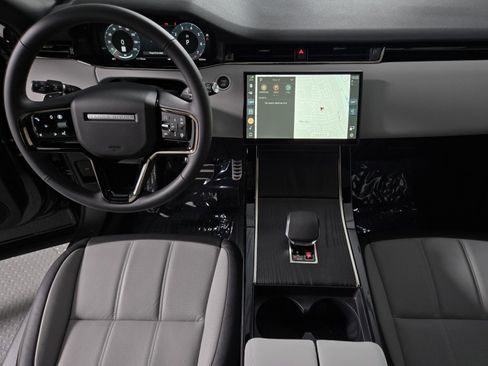 New 2026 Land Rover Range Rover Evoque Dynamic SE image 14