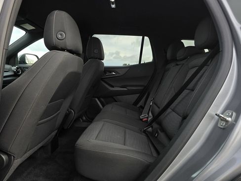 Certified 2025 Chevrolet Equinox LT FWD image 17