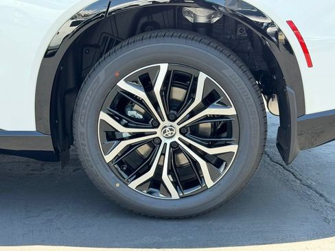 New 2026 Toyota Crown Signia AWD/4WD image 18