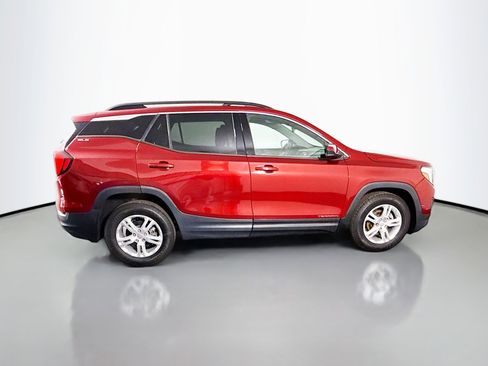 Used 2020 GMC Terrain SLE w/ Driver Convenience Package FWD image 11