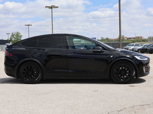 Used 2018 Tesla Model X 75D AWD/4WD image 7